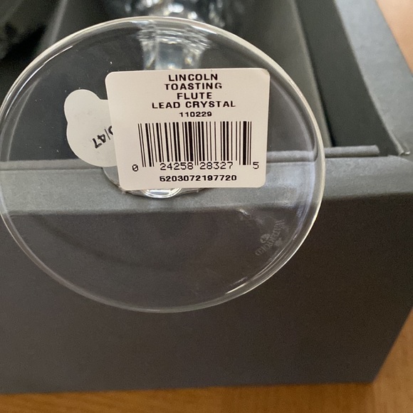 Waterford Crystal  Special Edition Toasting Flute Pair - Picture 5 of 10